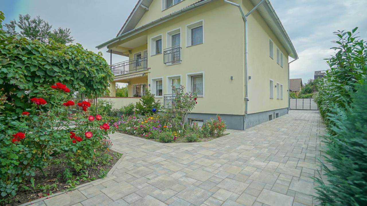 Vilux With Indoor Private Parking Apartment Brașov Exterior foto